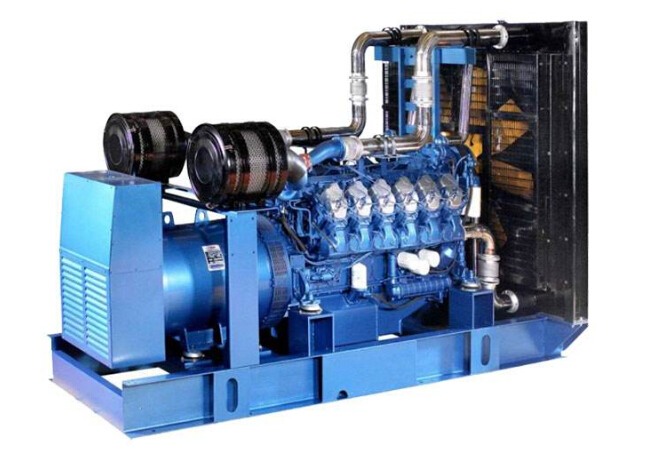 曲靖康明斯30kw小型柴油二手发电机组